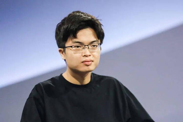 _��һ�Σ����ķ����ֲ���������_��һ�Σ����ķ����ֲ���������