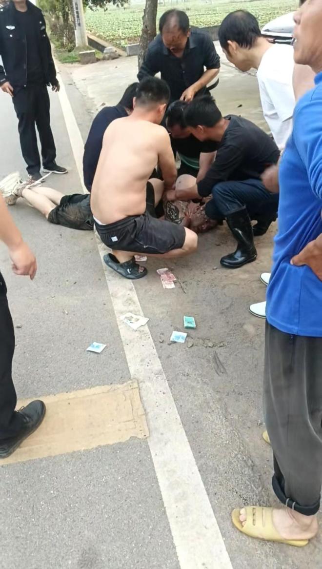 ����70���������ͽ������ҧ�����ӣ����أ�����Ӣ�ۣ����걨������Ϊ�������������__����70���������ͽ������ҧ�����ӣ����أ�����Ӣ�ۣ����걨������Ϊ�������������