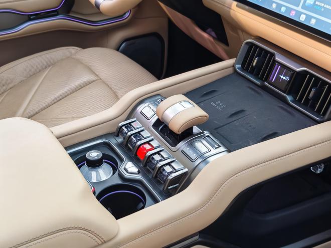 ����-P Ultra��ά���������Ҳ��ԽҰ�������̱���8��5�����25.98����