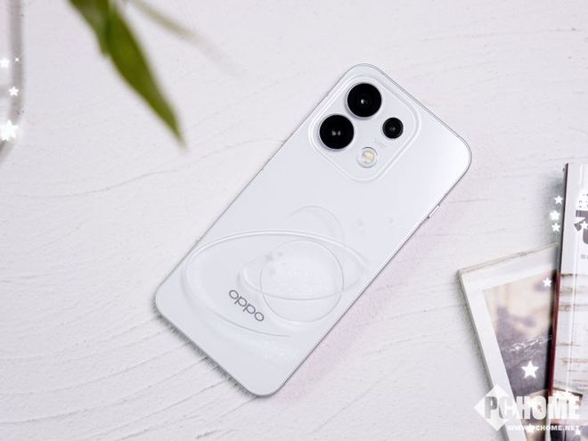 Ů��ȫ��������� OPPO Reno16ѧ����